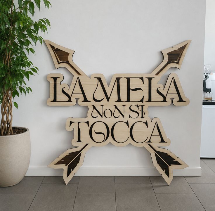 Insegna legno massello “La mela non si tocca”